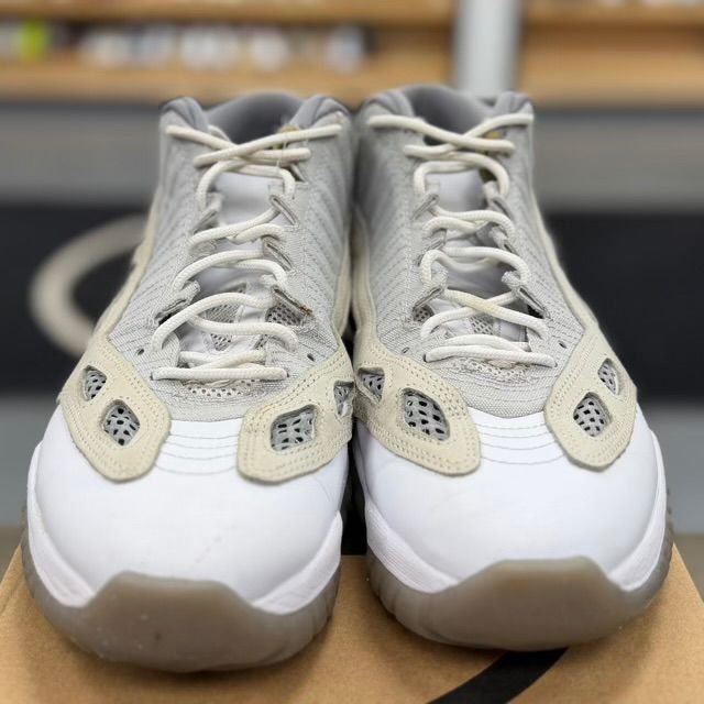 Jordan 11 Retro Low IE Light Orewood Brown - Preowned