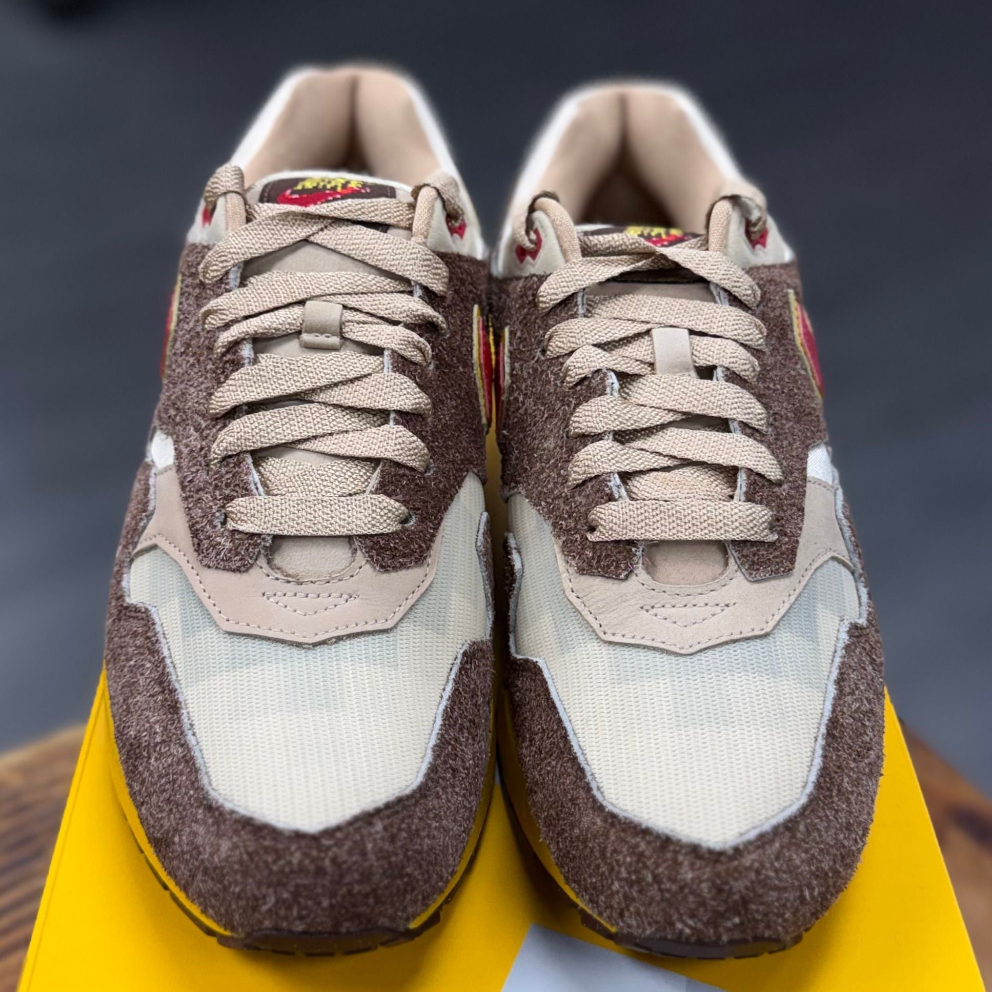 BRAND NEW STEAL - Nike Air Max 1 .SWOOSH Low Poly Big Head Origins