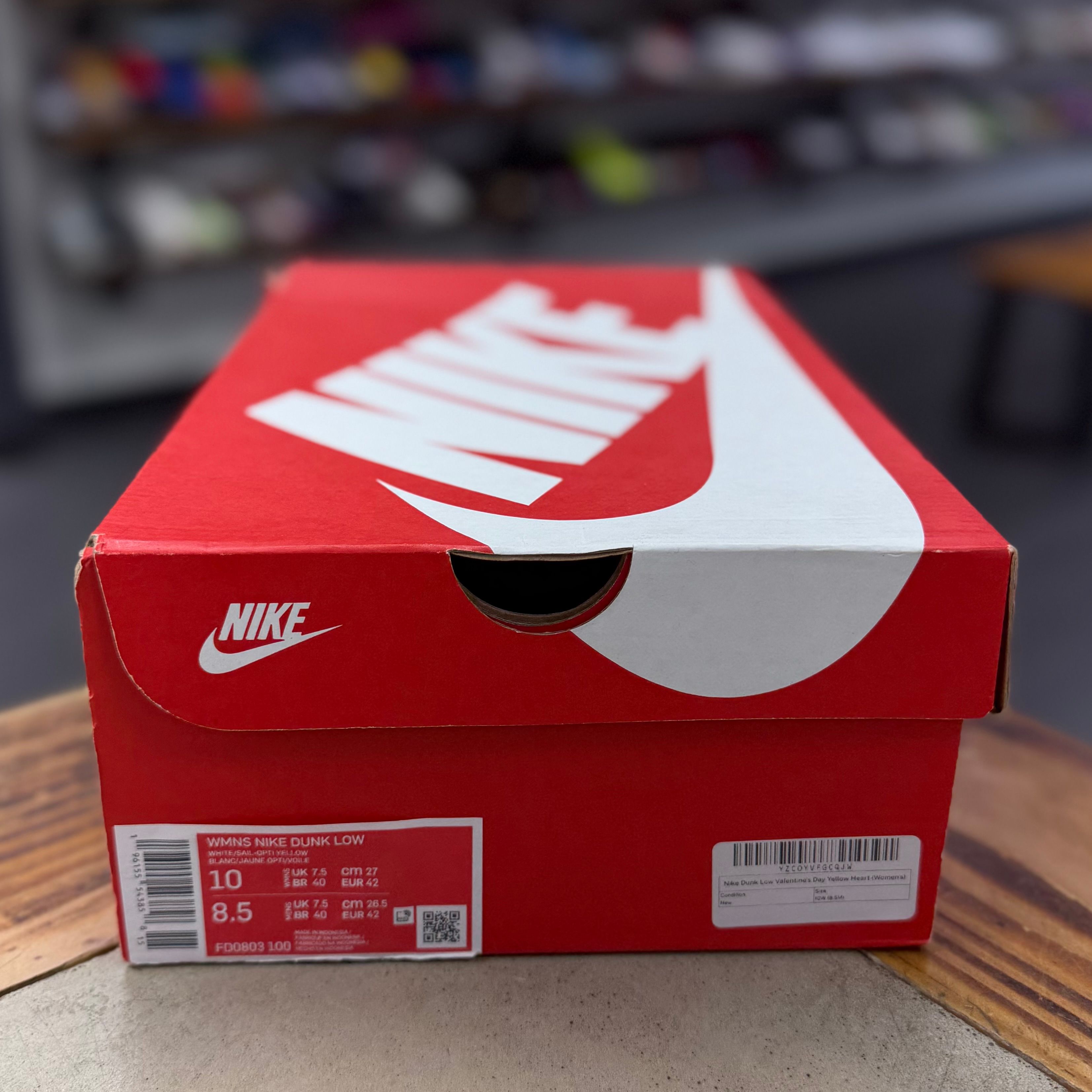 BRAND NEW STEAL - Nike Dunk Low Valentine's Day Yellow Heart (Women's)