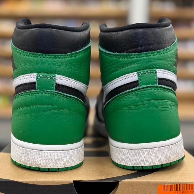 Jordan 1 Retro High OG Lucky Green - Preowned