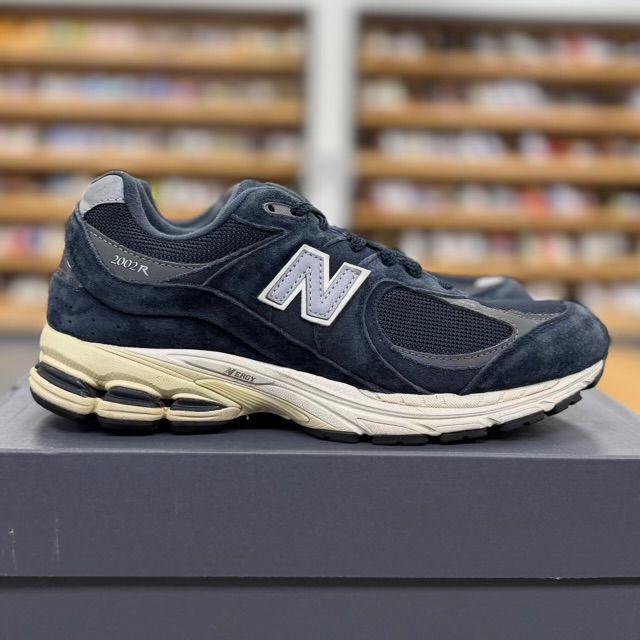 New Balance 2002R Eclipse Navy - Preowned
