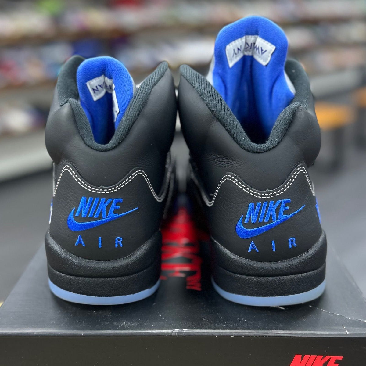 Jordan 5 Retro Awake NY Black - Preowned