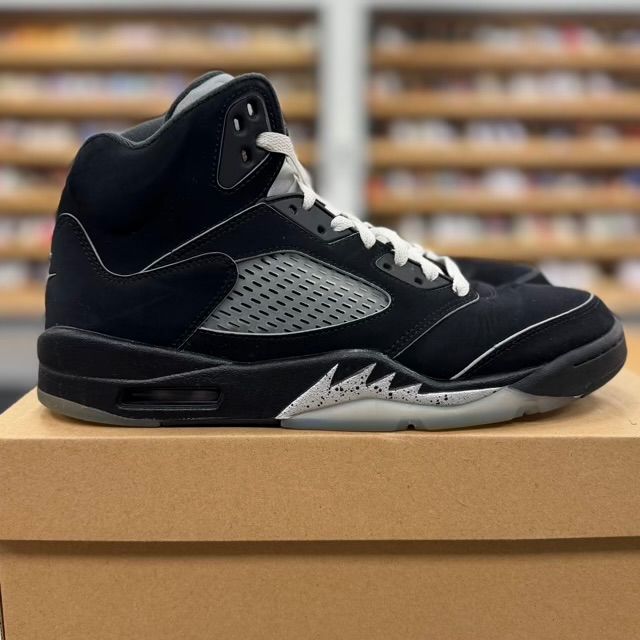 Jordan 5 Retro OG Black Metallic Reimagined - Preowned