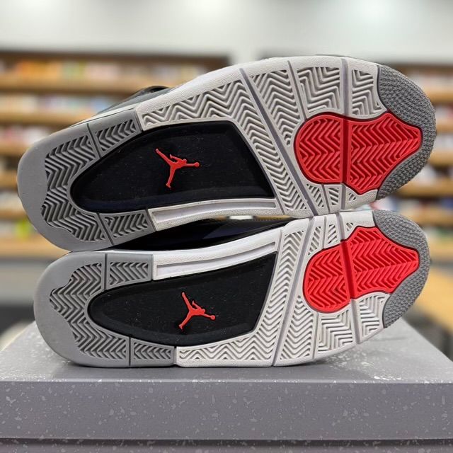 Jordan 4 Retro Infrared - Preowned