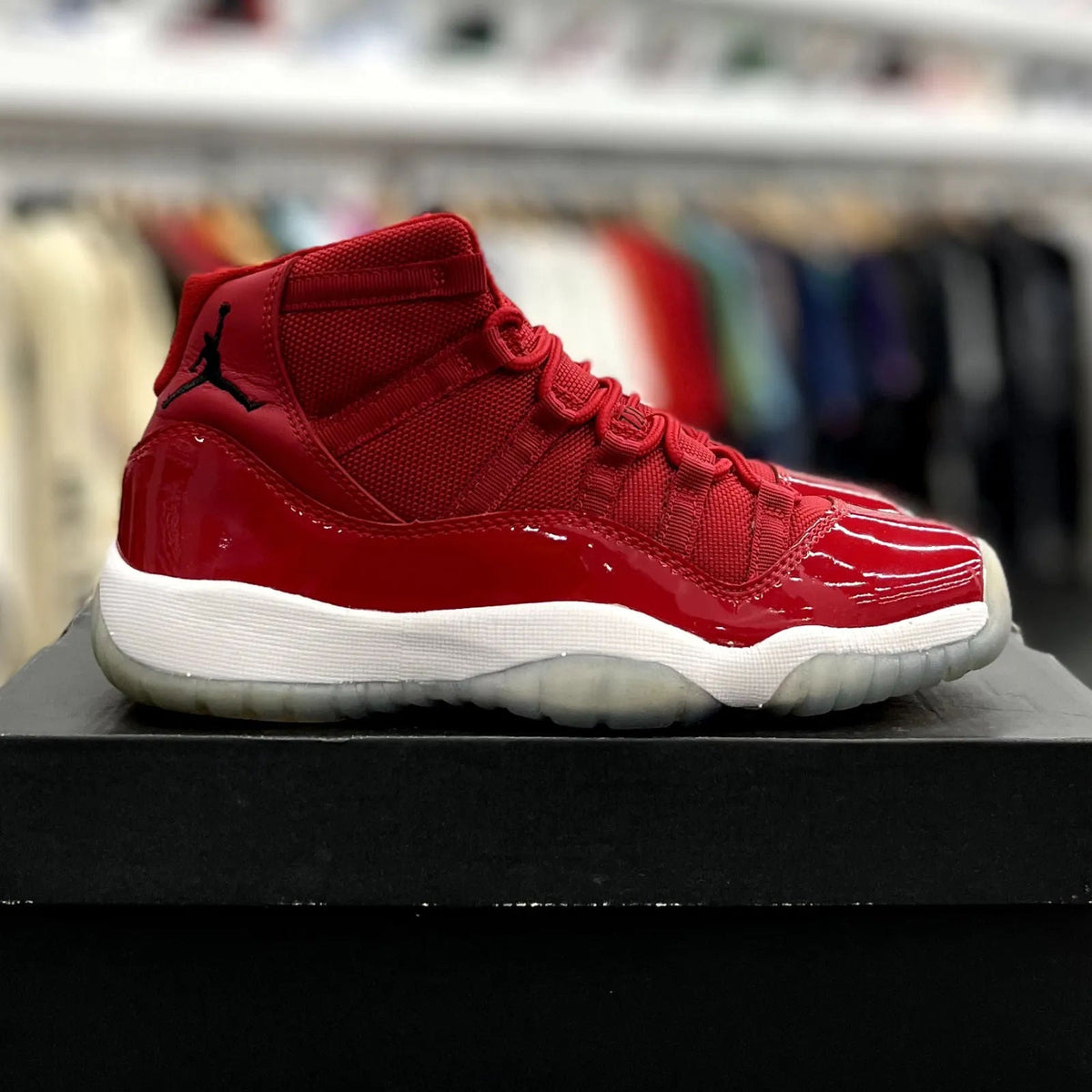 Jordan 11 Retro Win Like 96 (GS) - Preowned
