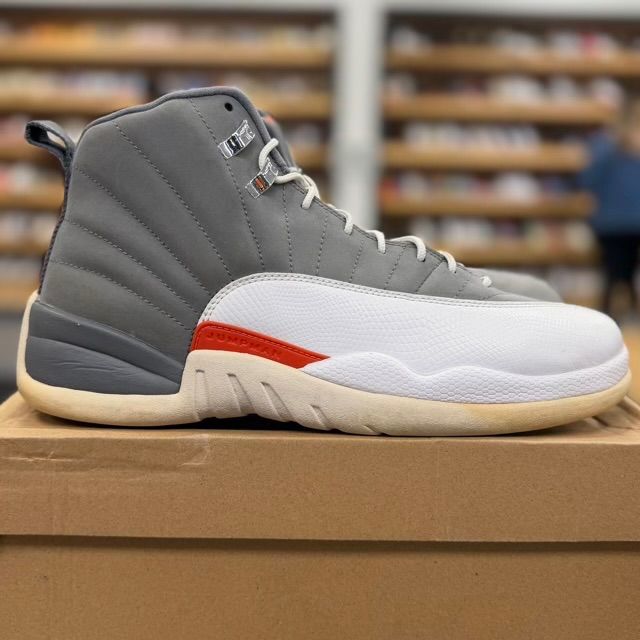 Jordan 12 Retro Cool Grey - Preowned