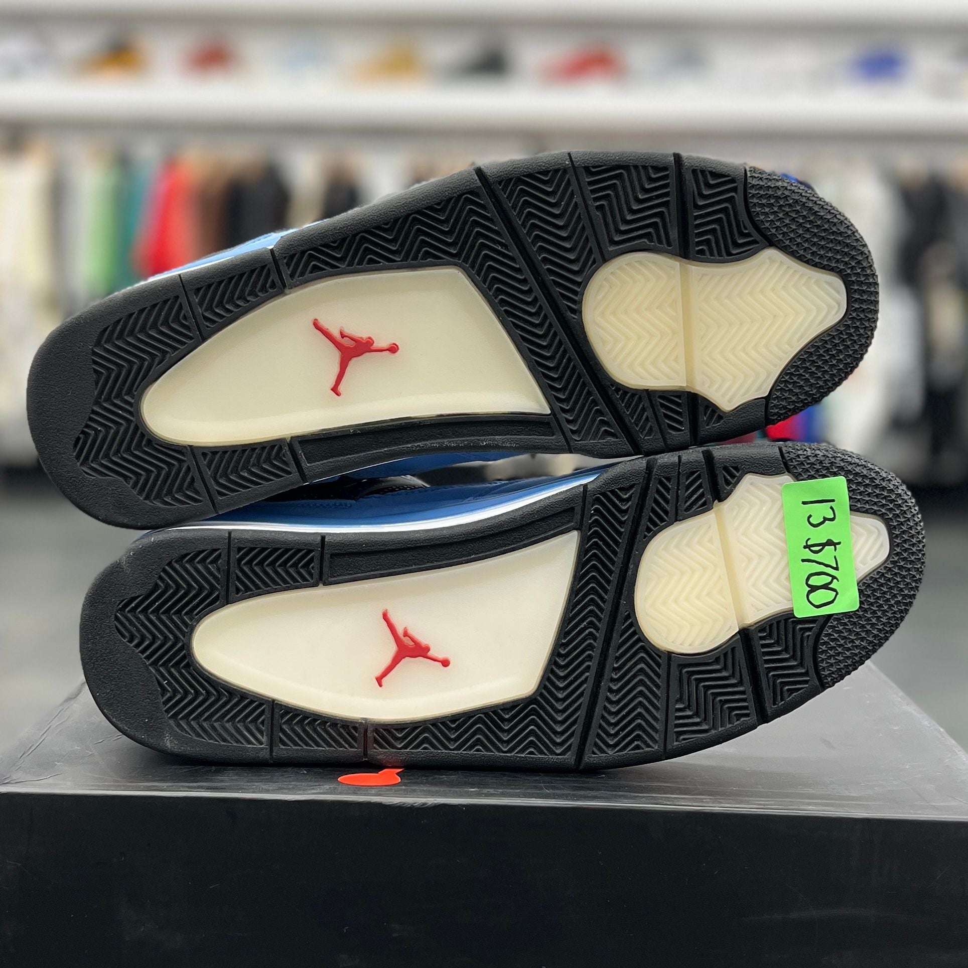 Jordan 4 Retro Travis Scott Cactus Jack - Preowned