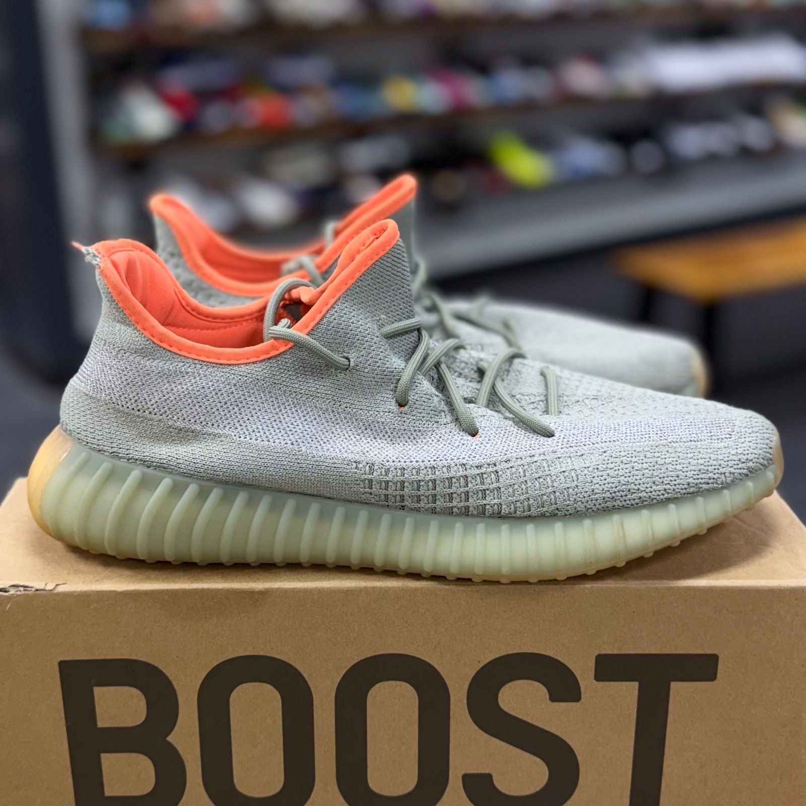 adidas Yeezy Boost 350 V2 Desert Sage - Preowned