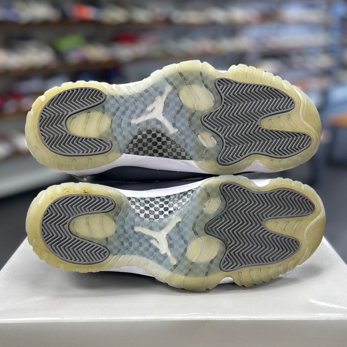 Jordan 11 Retro Cool Grey (2021) - Preowned