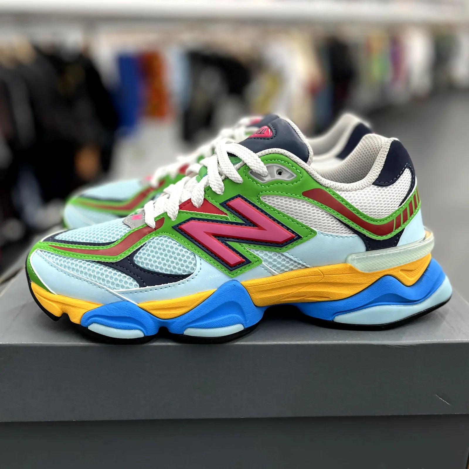 New Balance 9060 Beach Glass Pink - Preowned