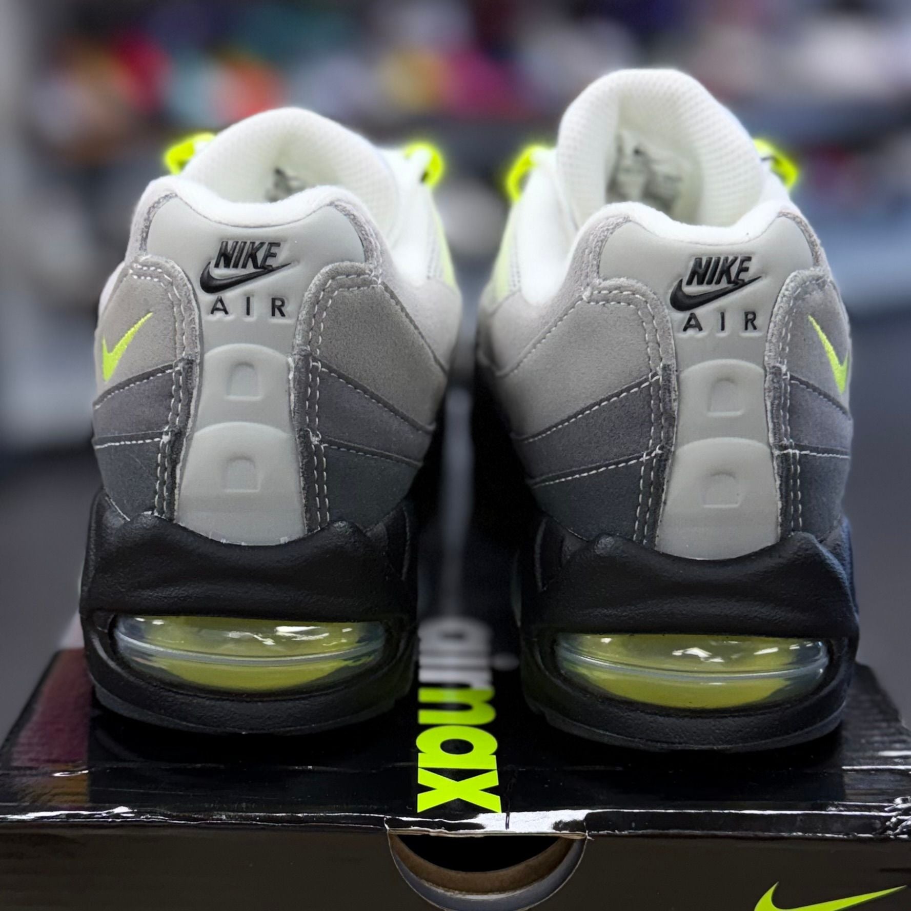 BRAND NEW STEAL - Nike Air Max 95 OG Big Bubble Neon (2026) (Women's)