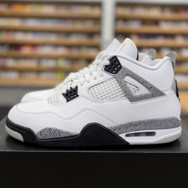 Jordan 4 Retro White Cement (2025) - Preowned
