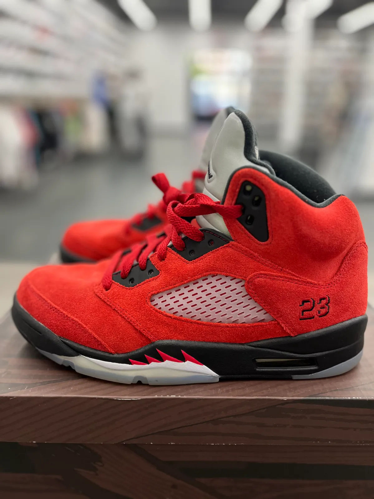 Jordan 5 Retro Raging Bull Red (2021) - Preowned