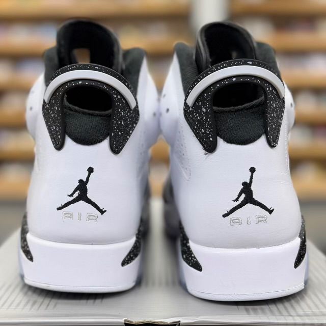 Jordan 6 Retro Oreo (2026) - Preowned