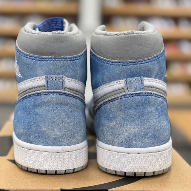 Jordan 1 Retro High OG Hyper Royal - Preowned