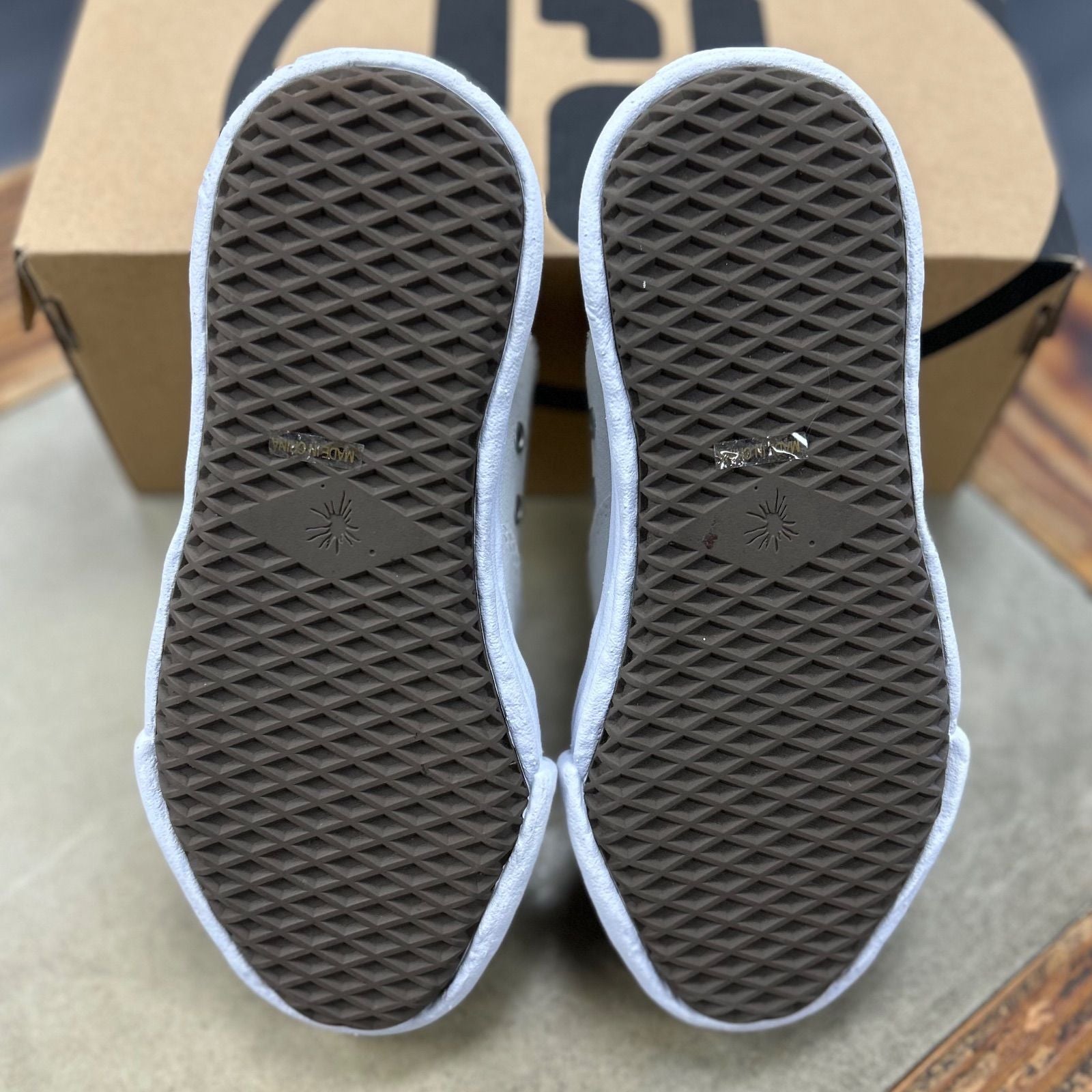 Maison Mihara Yasuhiro Peterson OG Sole Canvas Low White - Preowned