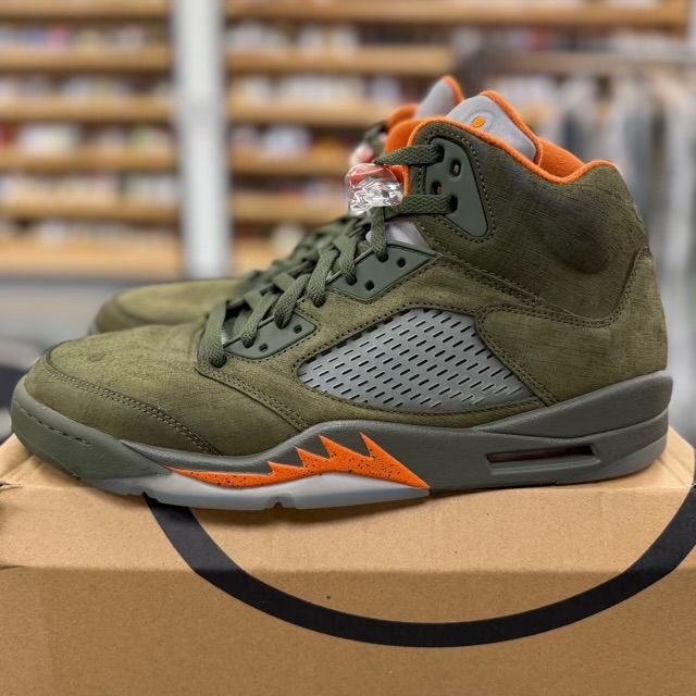 Jordan 5 Retro Olive (2024) - Preowned