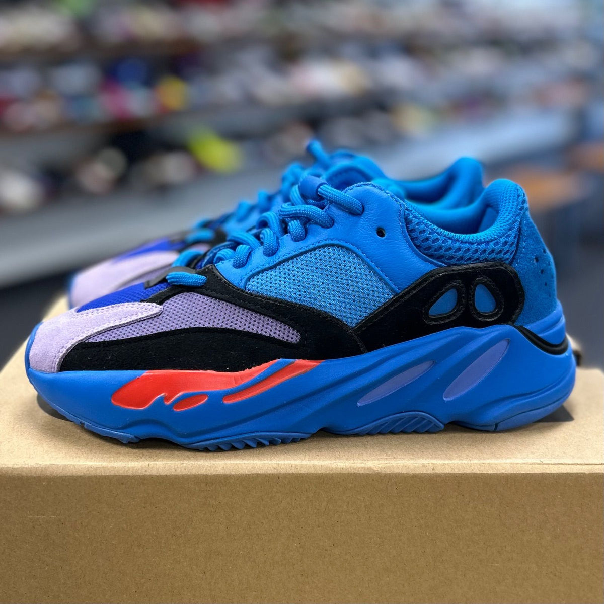 adidas Yeezy Boost 700 Hi-Res Blue - Preowned