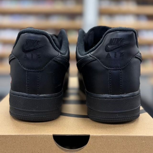 Nike Air Force 1 Low Supreme Black - Preowned