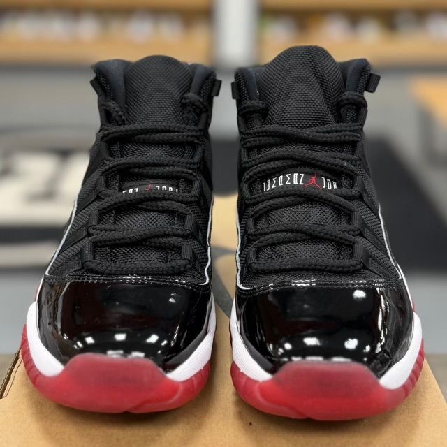 Jordan 11 Retro Playoffs Bred (2019) (GS) - Preowned