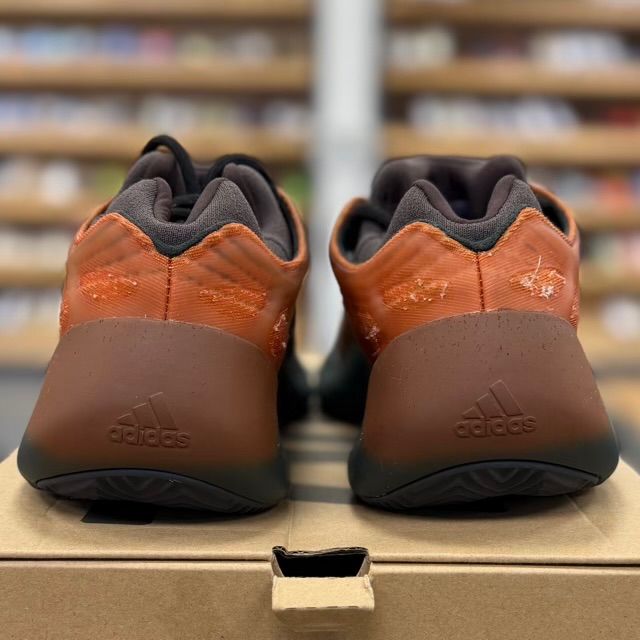 adidas Yeezy 700 V3 Copper Fade - Preowned