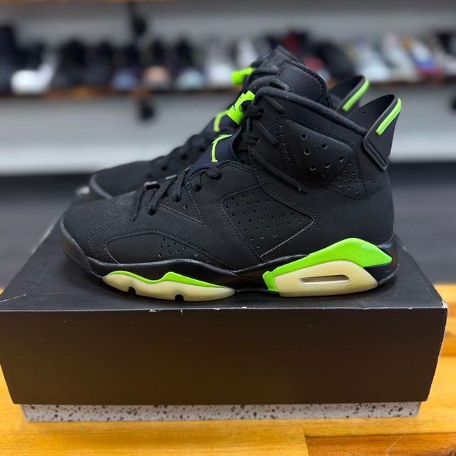 Jordan 6 Retro Electric Green - Preowned