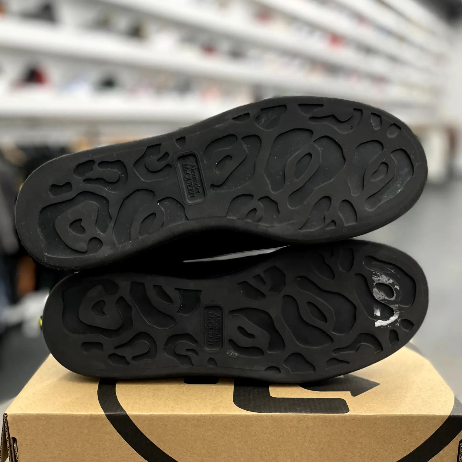 Alexander McQueen Oversized Black - Preowned