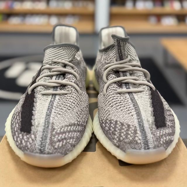 adidas Yeezy Boost 350 V2 Zyon - Preowned