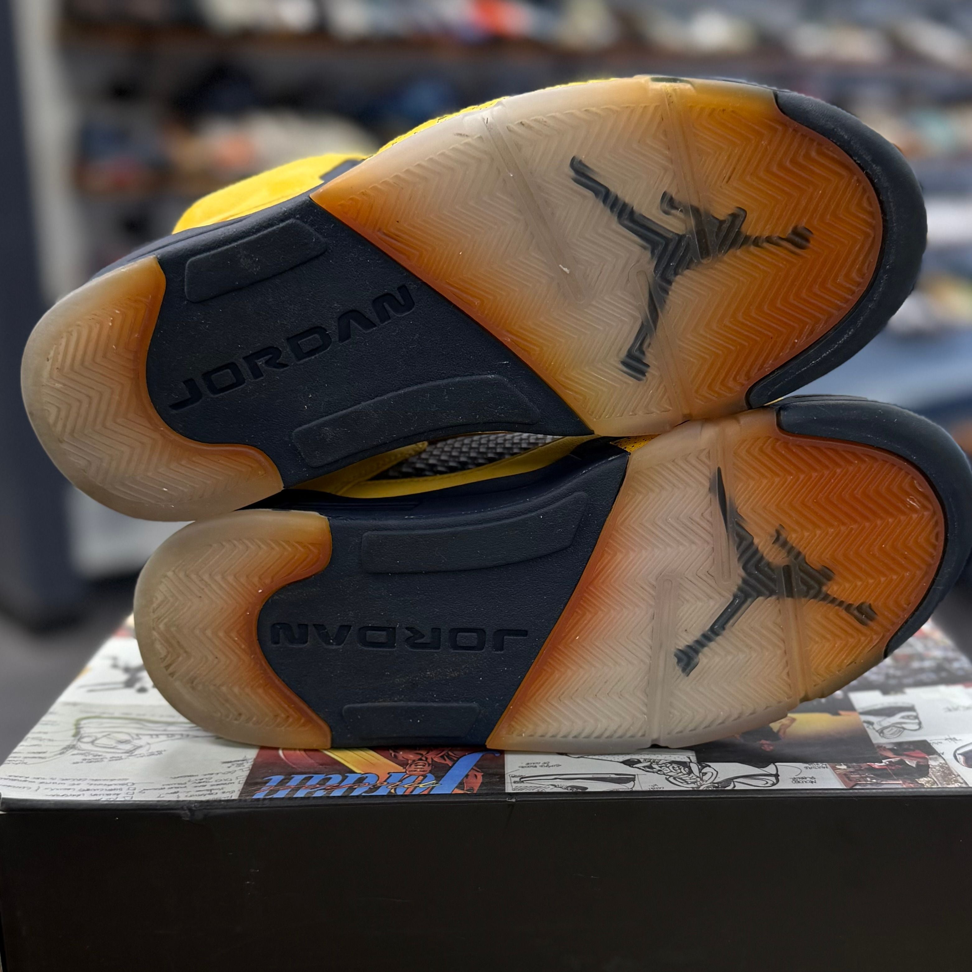 Jordan 5 Retro Michigan (2019) - Preowned