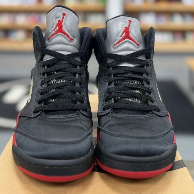 Jordan 5 Retro Satin Bred - Preowned