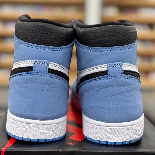 Jordan 1 Retro High OG University Blue - Preowned