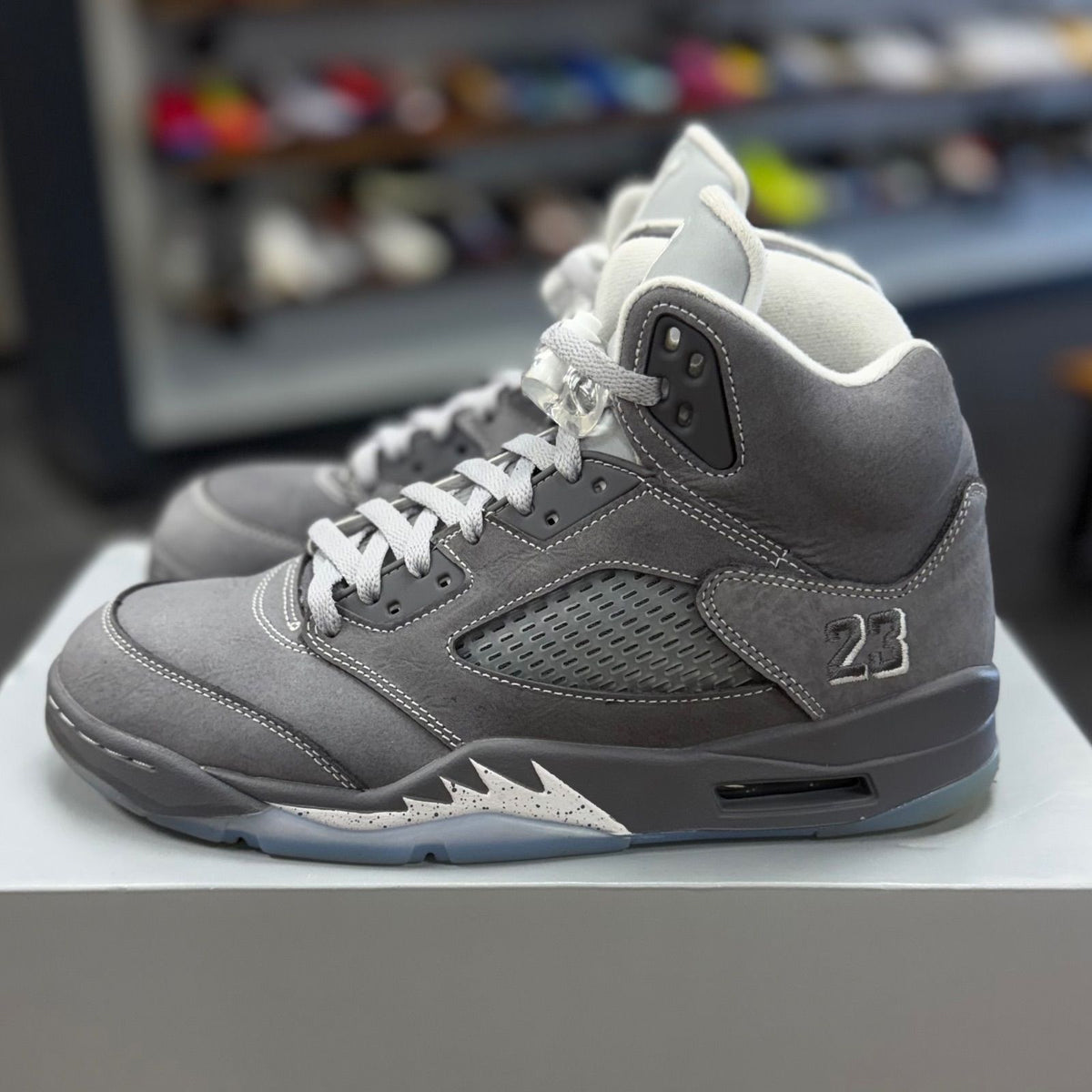 Jordan 5 Retro Wolf Grey (2026) - Preowned