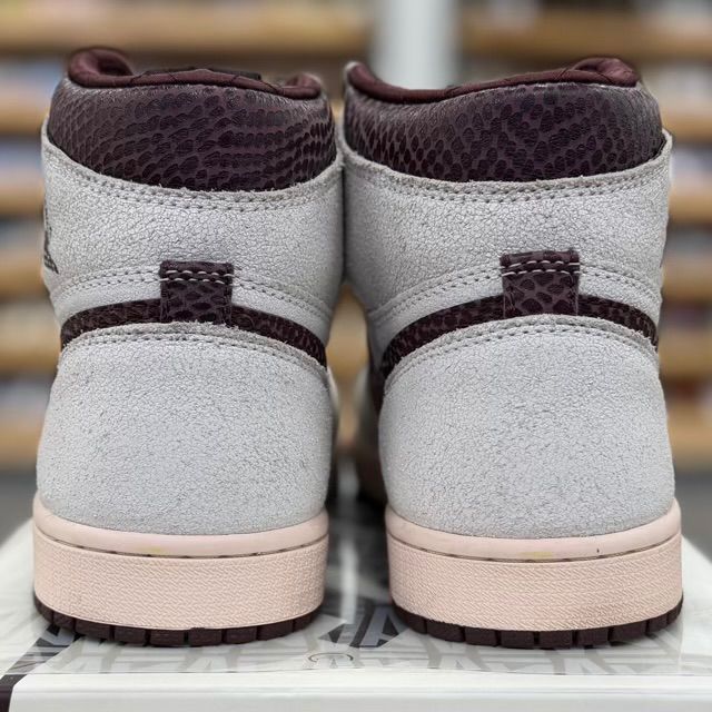 Jordan 1 Retro High OG A Ma Maniére - Preowned