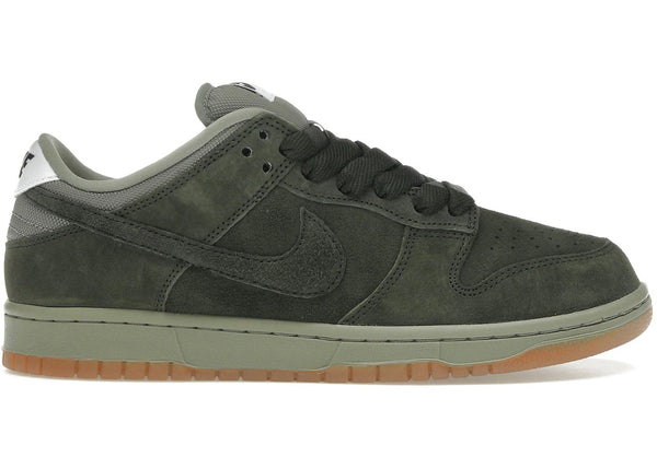 BRAND NEW STEAL - Nike SB Dunk Low Pro B Sequoia