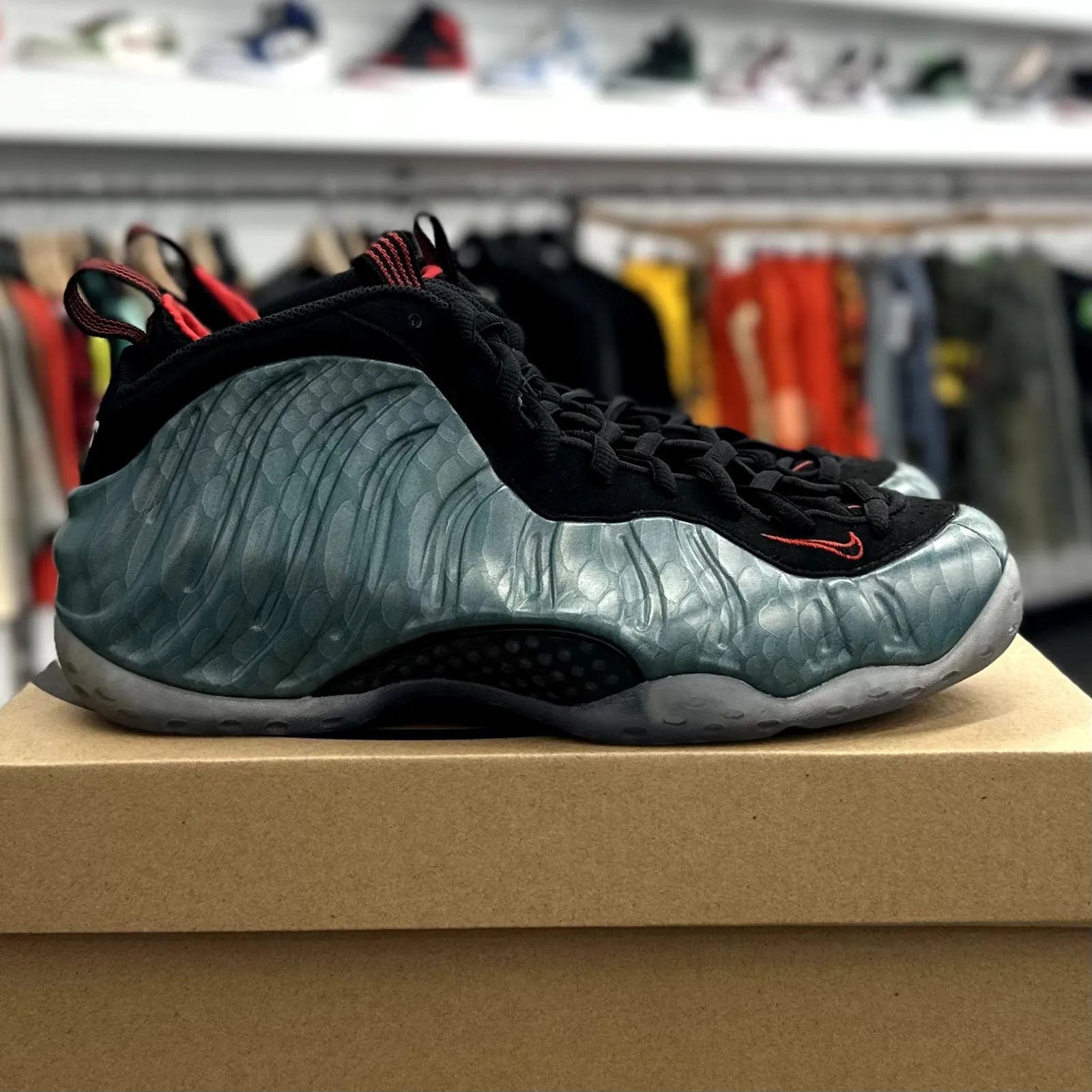 Nike Air Foamposite One Gone Fishing - Preowned