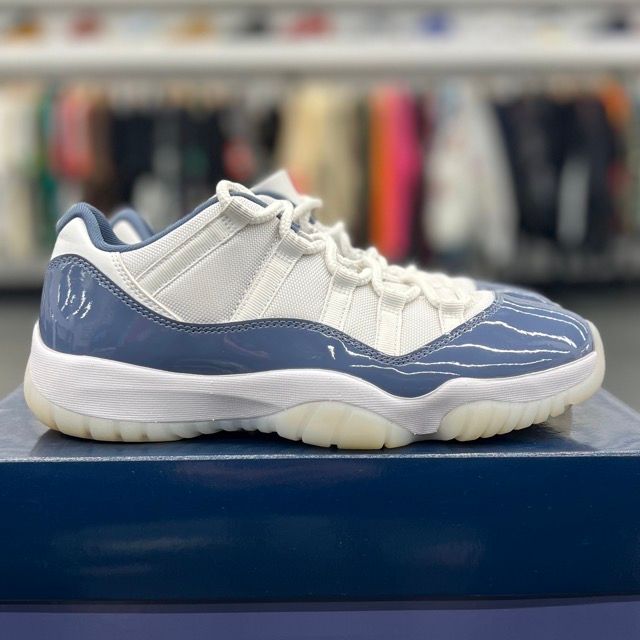 Jordan 11 Retro Low Diffused Blue - Preowned