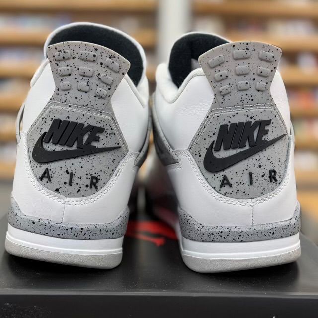 Jordan 4 Retro White Cement (2025) - Preowned
