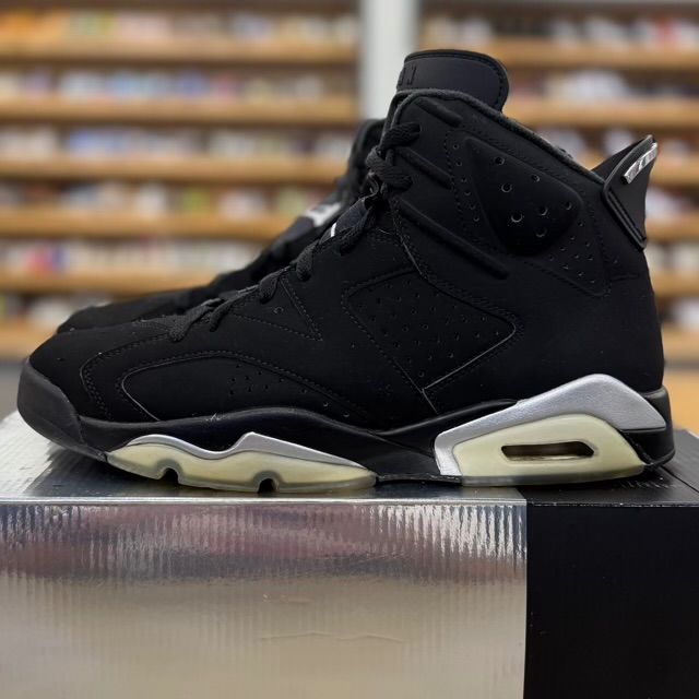 Jordan 6 Retro Chrome - Preowned