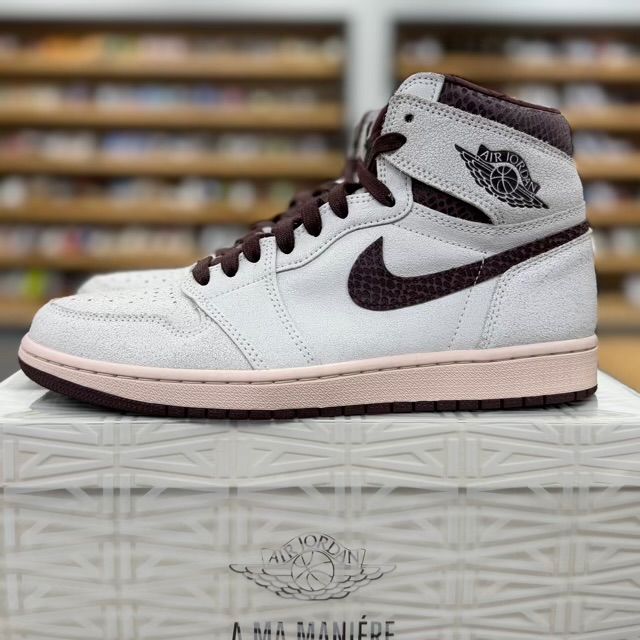 Jordan 1 Retro High OG A Ma Maniére - Preowned