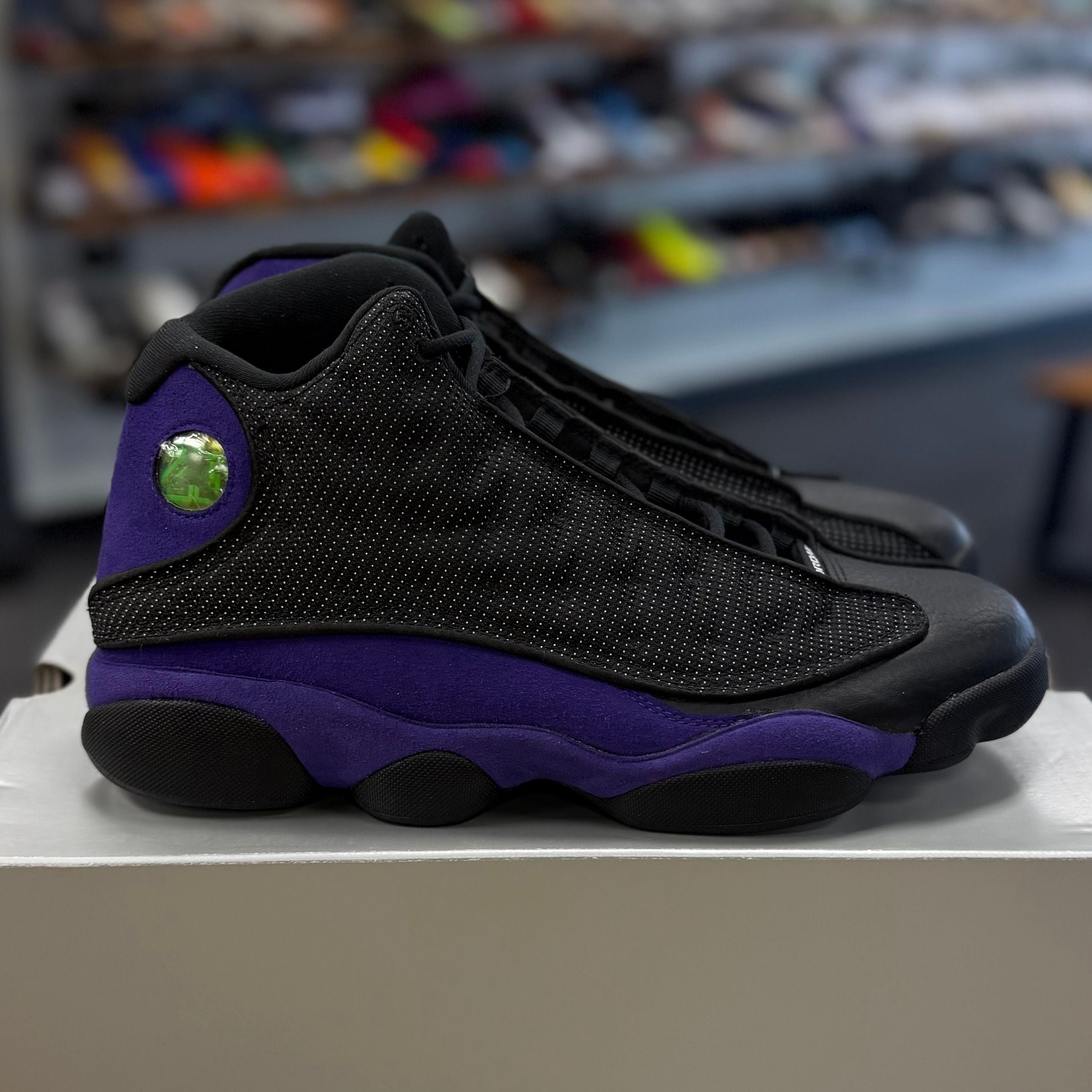 BRAND NEW STEAL - Jordan 13 Retro Court Purple
