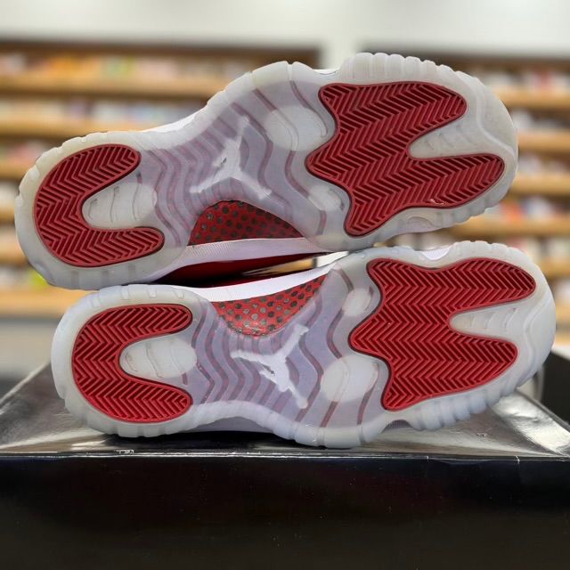 Jordan 11 Retro Cherry (2022) - Preowned