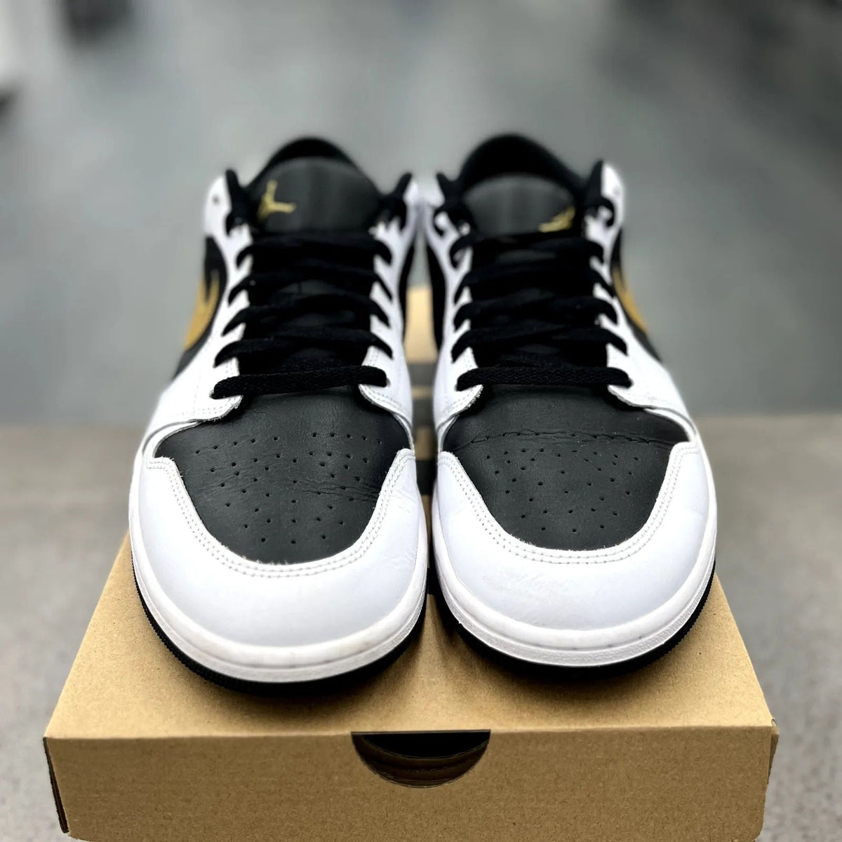 Jordan 1 Low White Black Metallic Gold Swoosh - Preowned