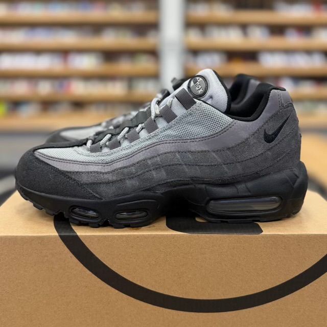 Nike Air Max 95 Anthracite Black - Preowned