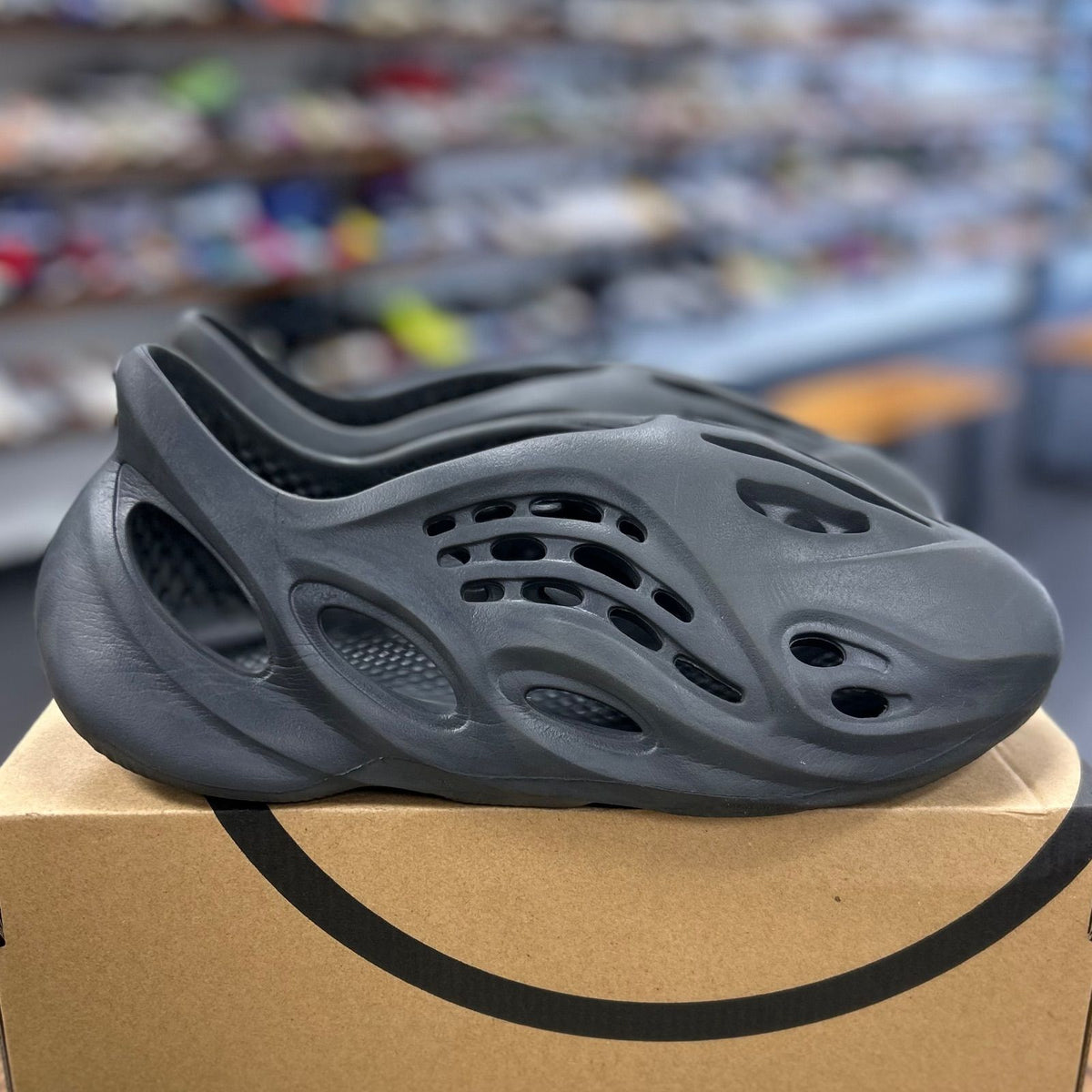 adidas Yeezy Foam RNR Onyx - Preowned
