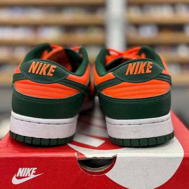 Nike Dunk Low Retro Miami Hurricanes - Preowned