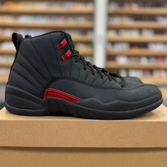 Jordan 12 Retro Bloodline - Preowned