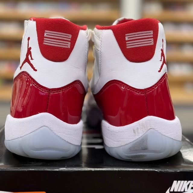 Jordan 11 Retro Cherry (2022) - Preowned