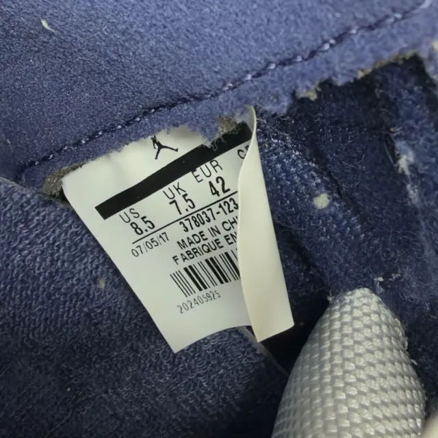 Jordan 11 Retro UNC Win Like 82 - Preowned