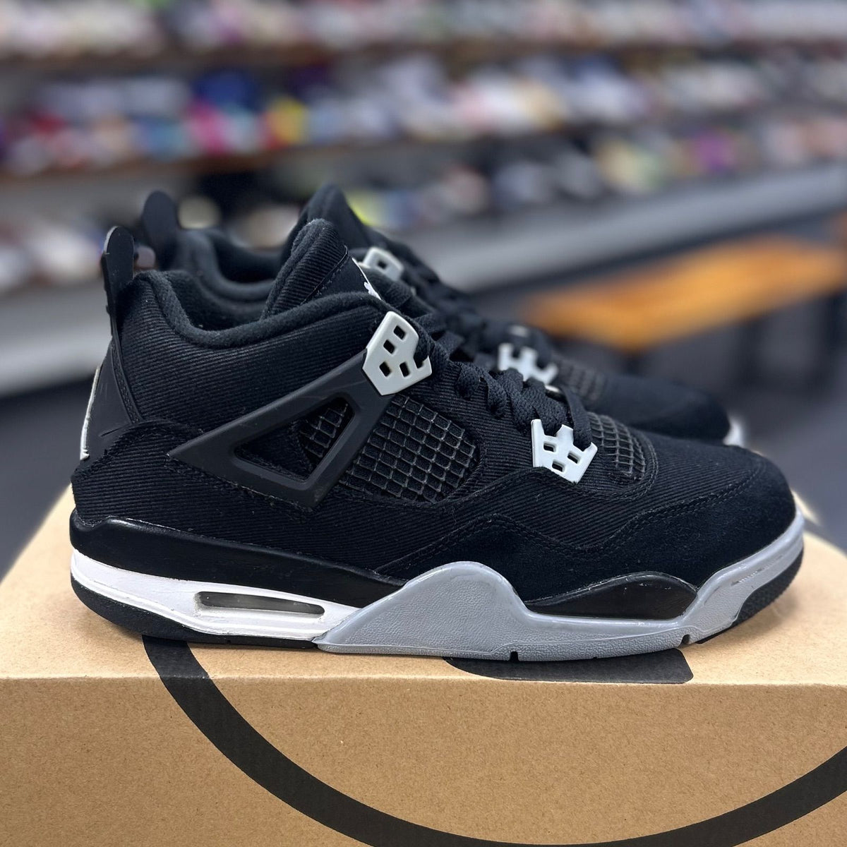 Jordan 4 Retro Black Canvas (GS) - Preowned