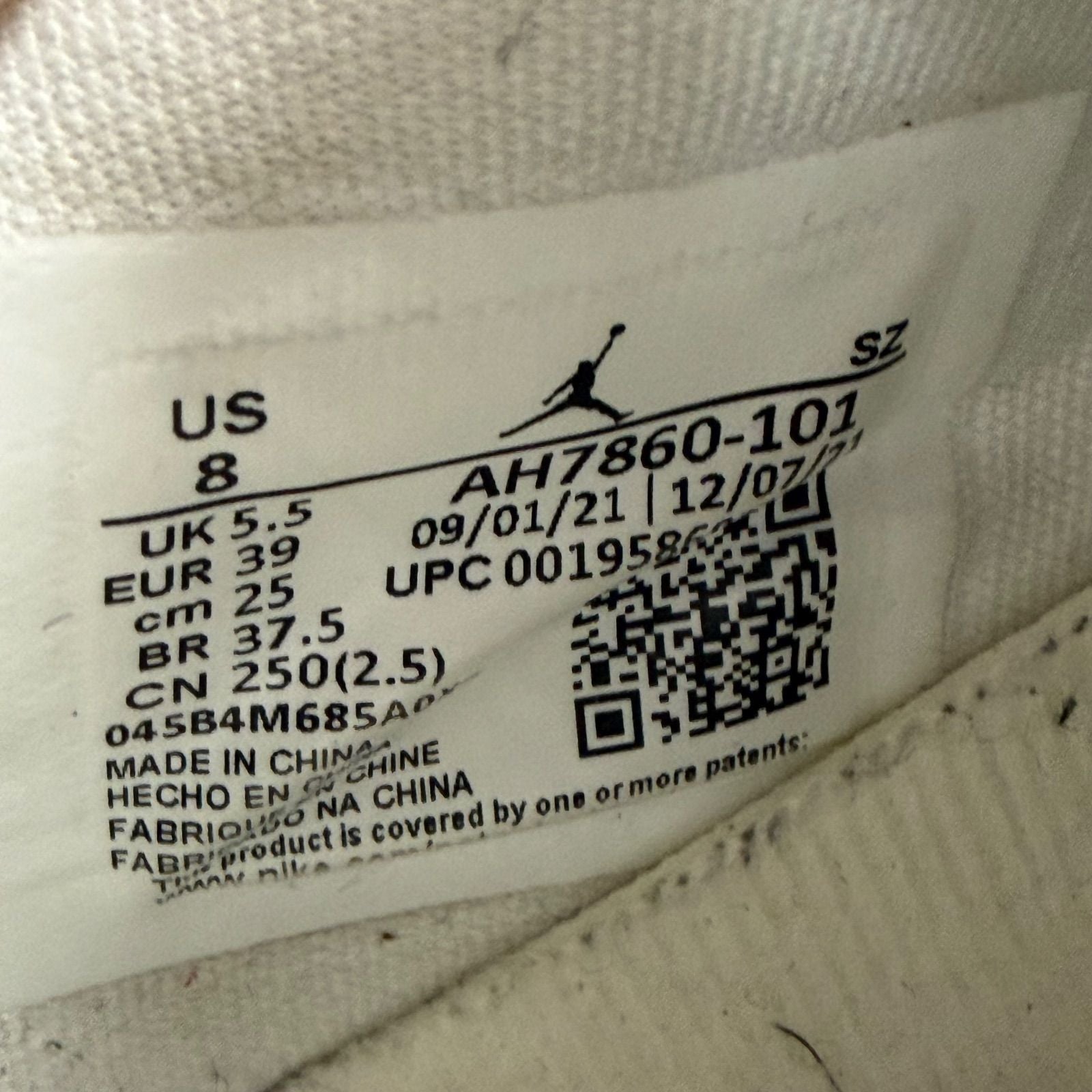 Jordan 11 Retro Low Pure Violet (Women's) - Preowned
